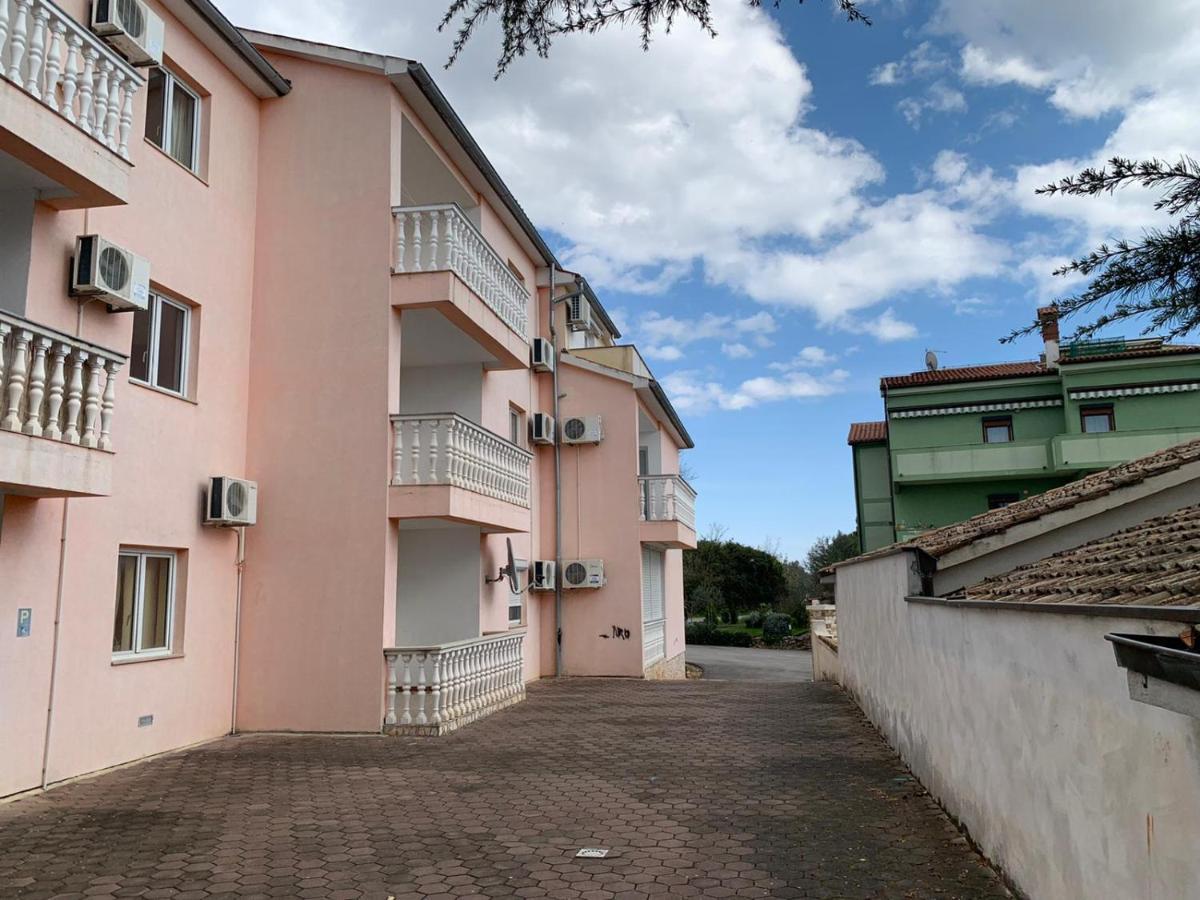 Apartman Dobric Fazana Fažana Exterior foto